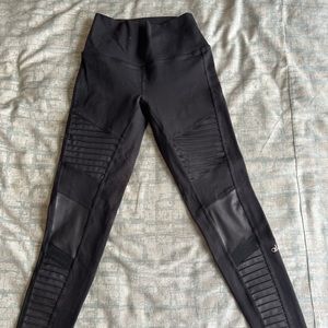 Alo leggings